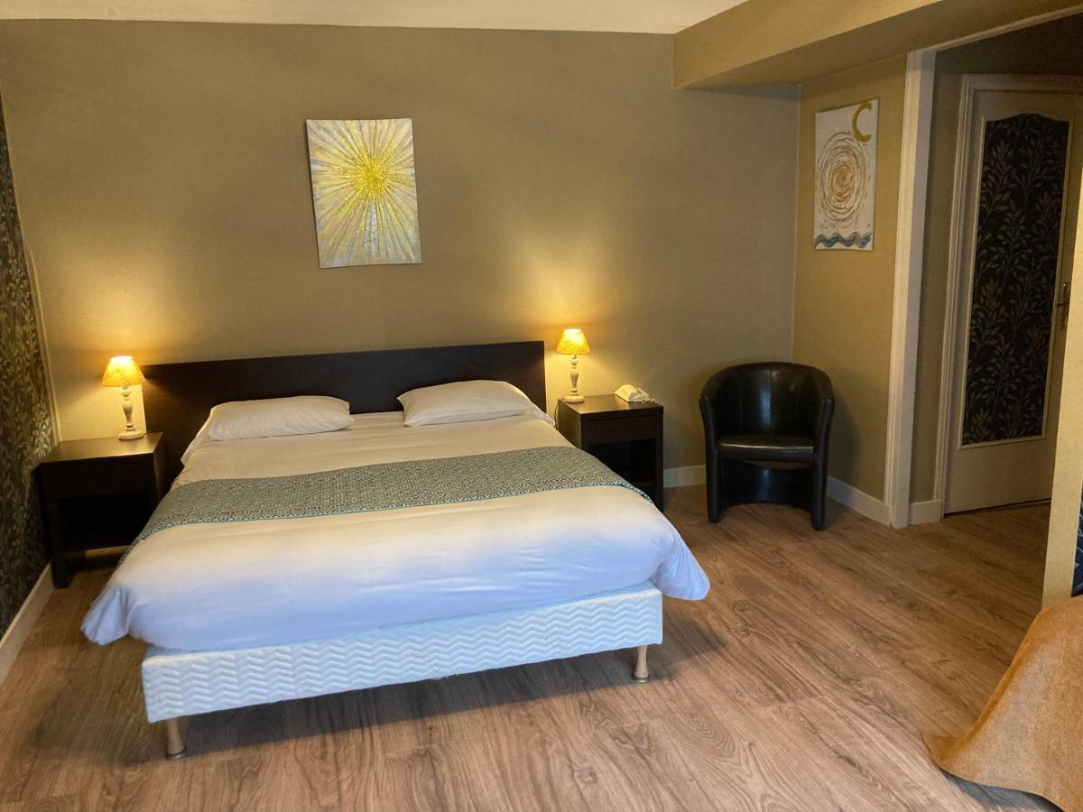 Hotel Le Bon Laboureur La Charite-sur-Loire Luaran gambar