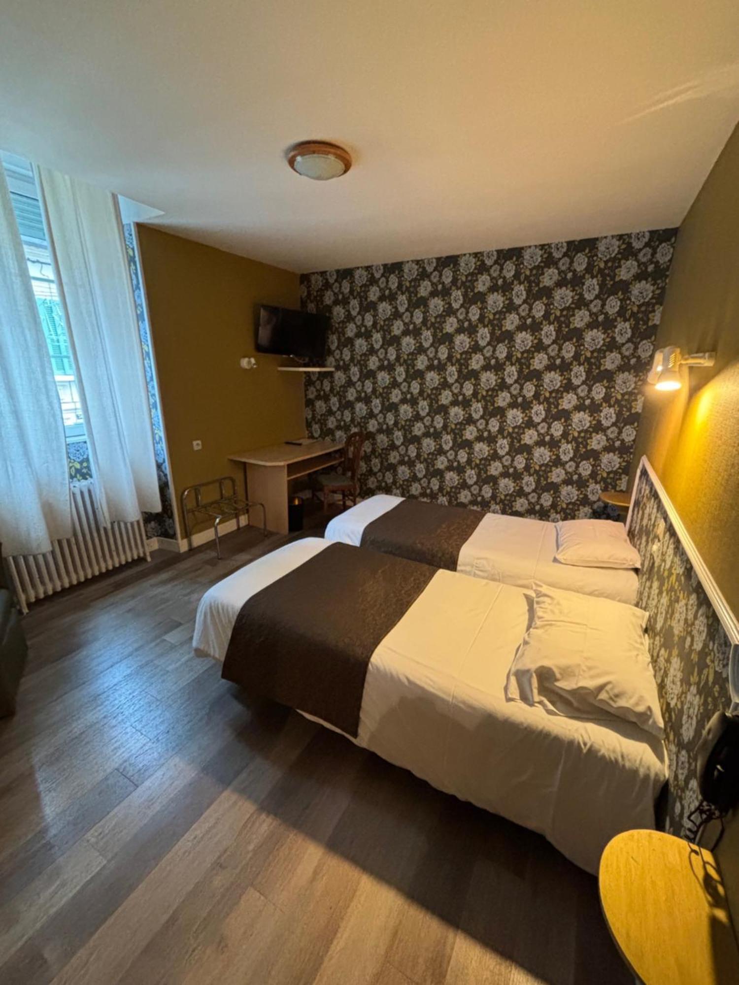 Hotel Le Bon Laboureur La Charite-sur-Loire Luaran gambar